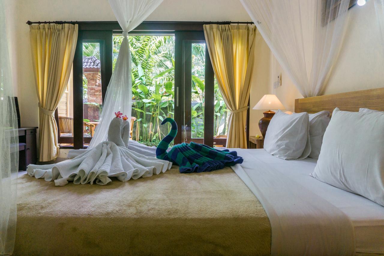 Eka Bali 3*