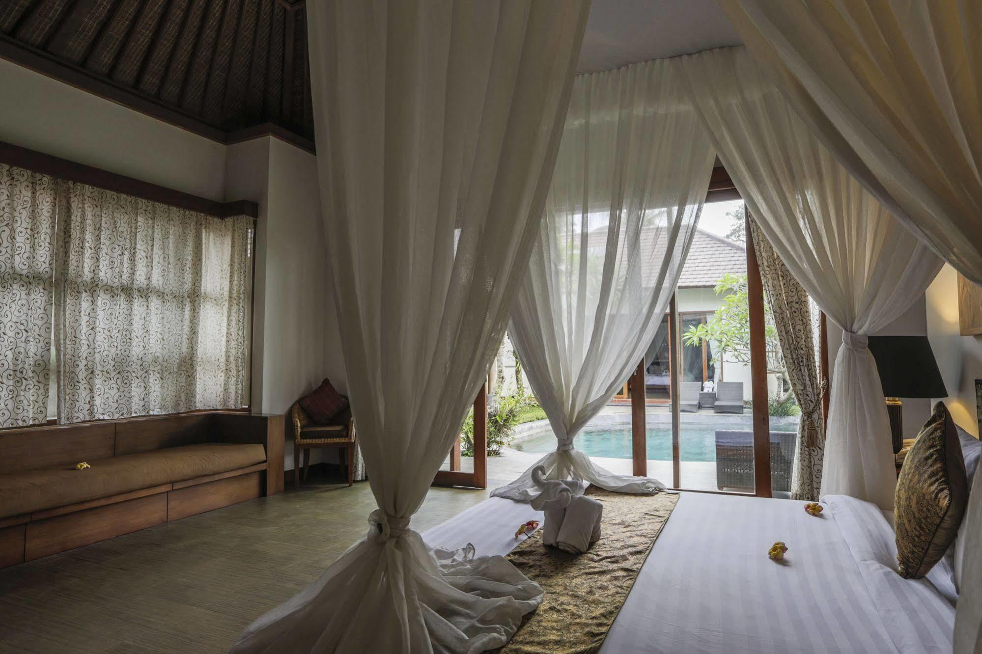 The Kampung Villa