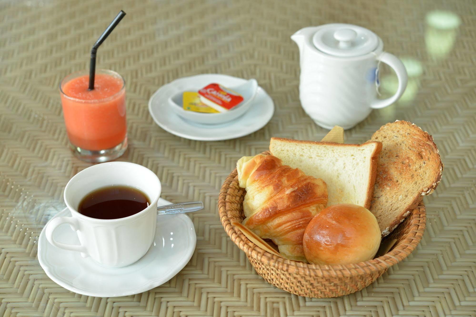 Kakiang Hotel 3*