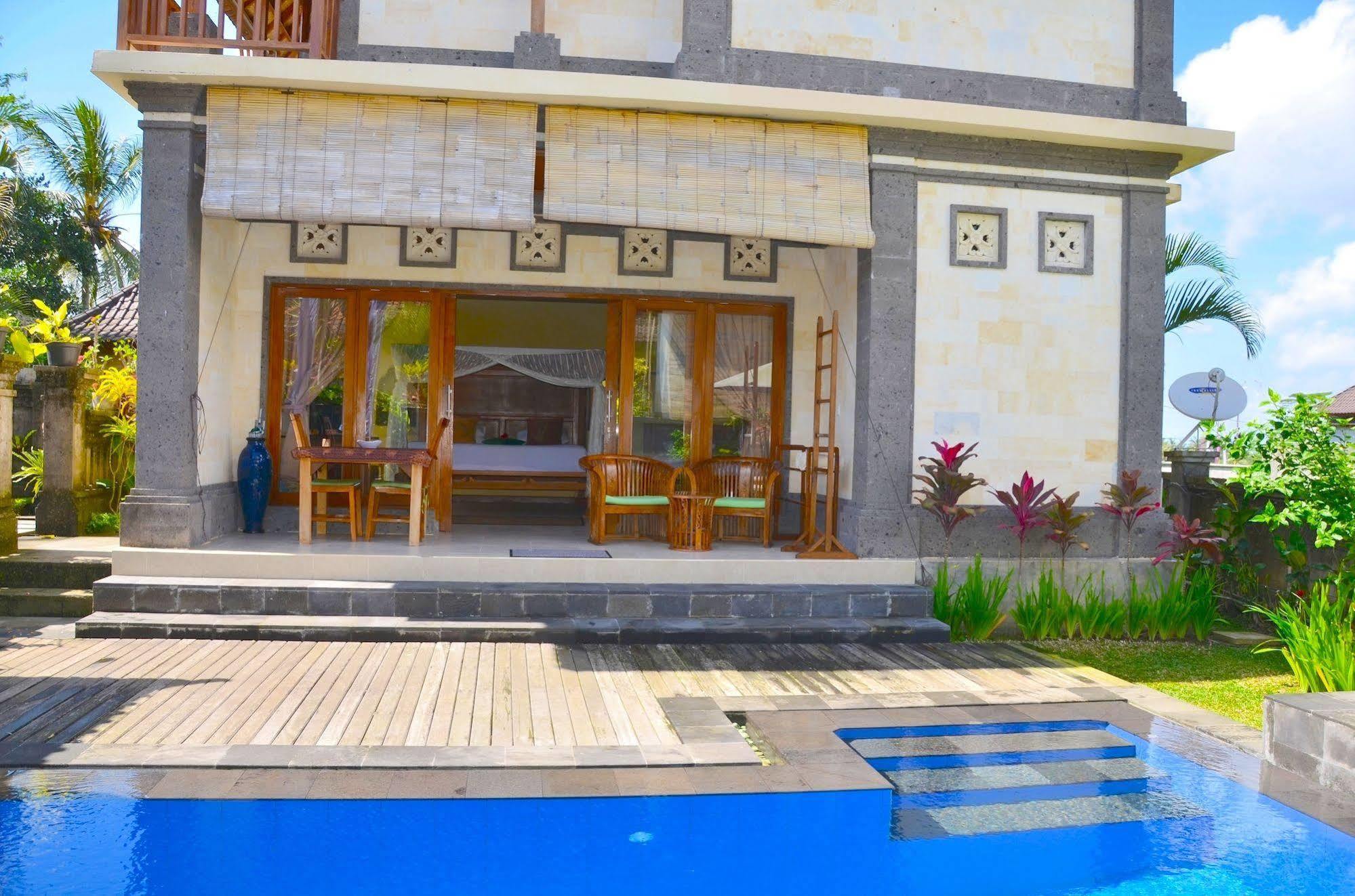 Agung Khalia Hotel *