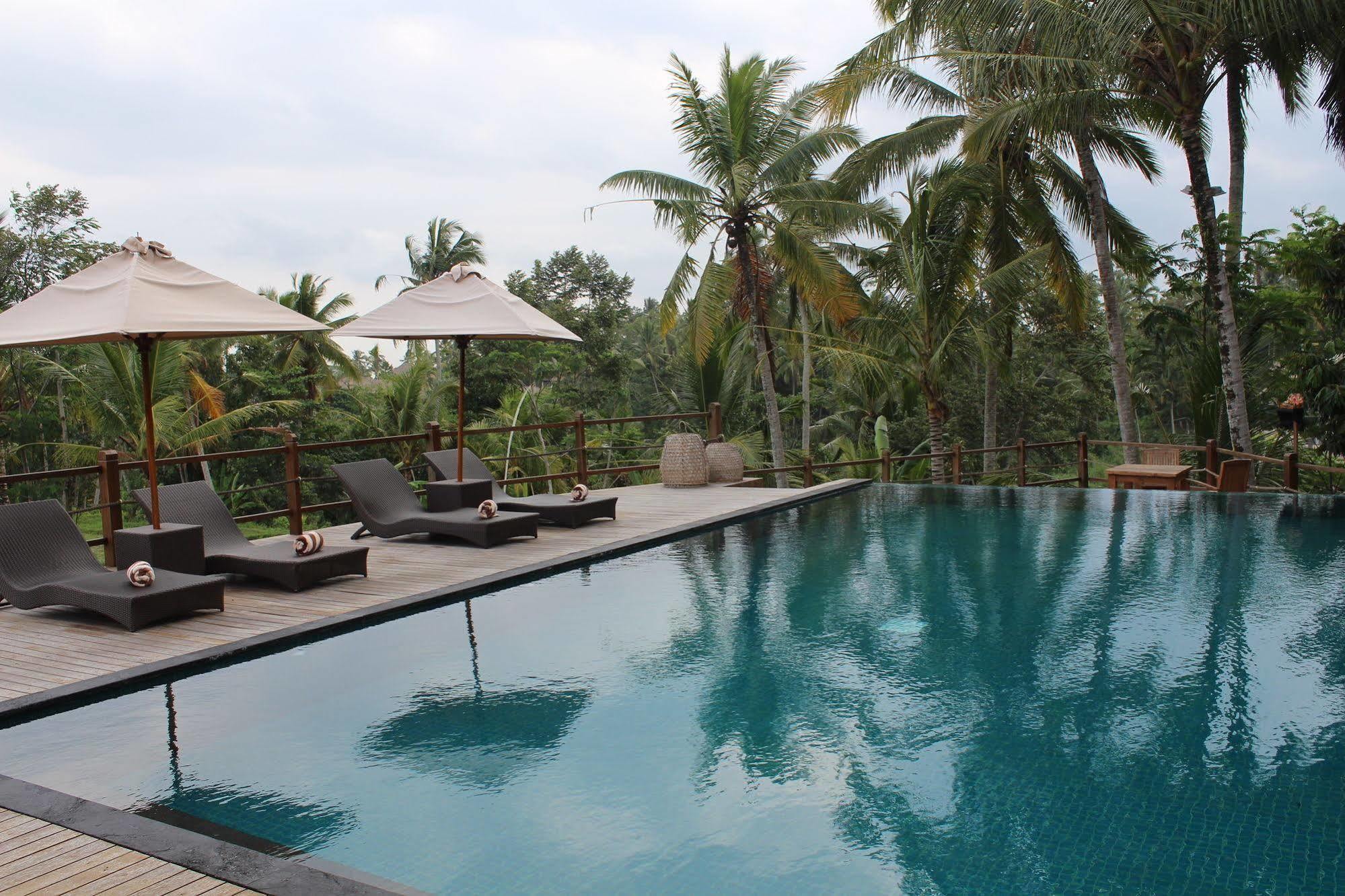Hotel Manyi Village
