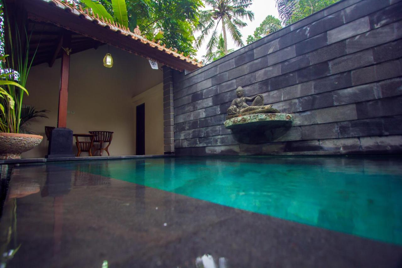 Karunia House Villa *