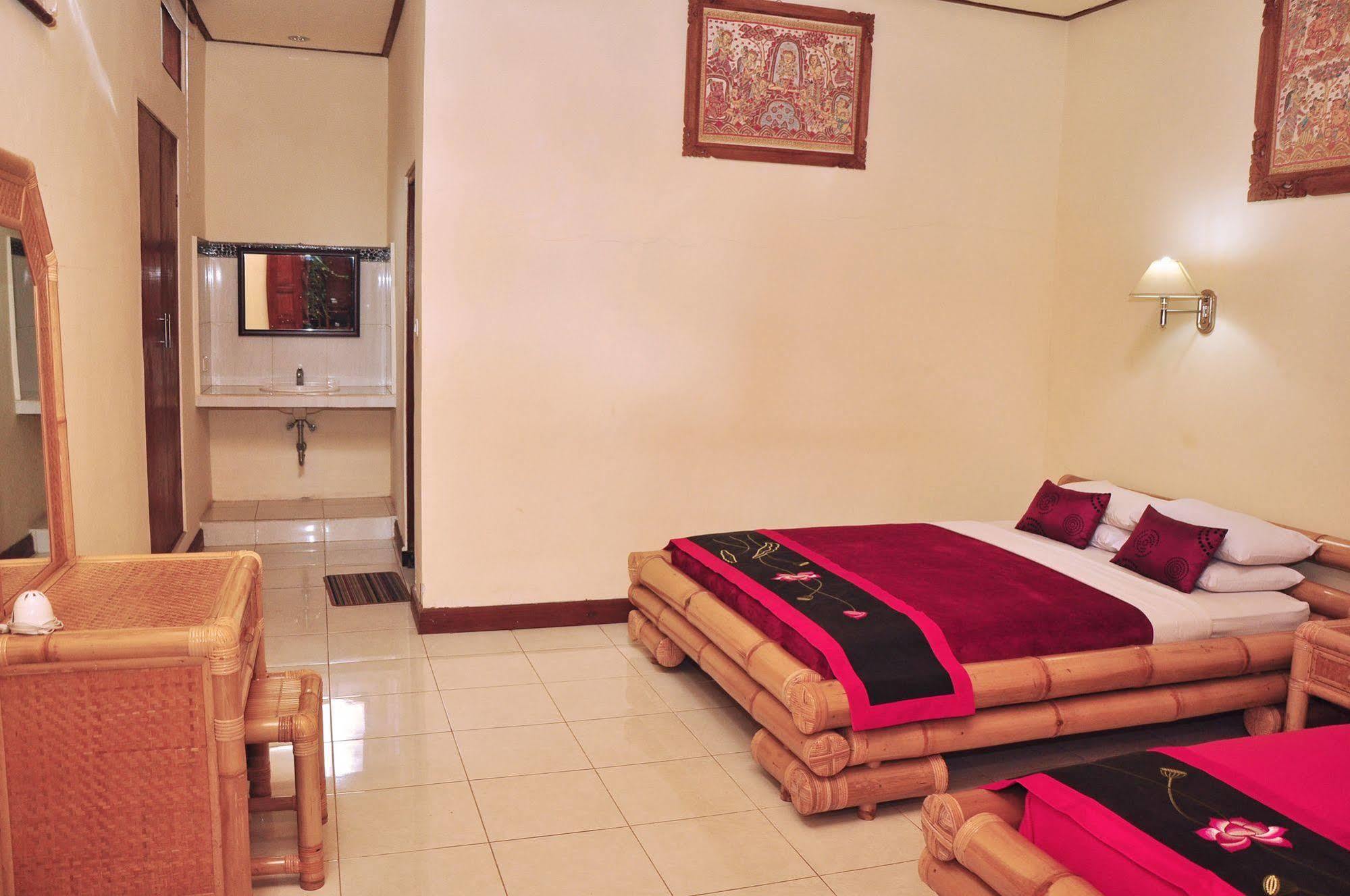Nick's Guest house 2*