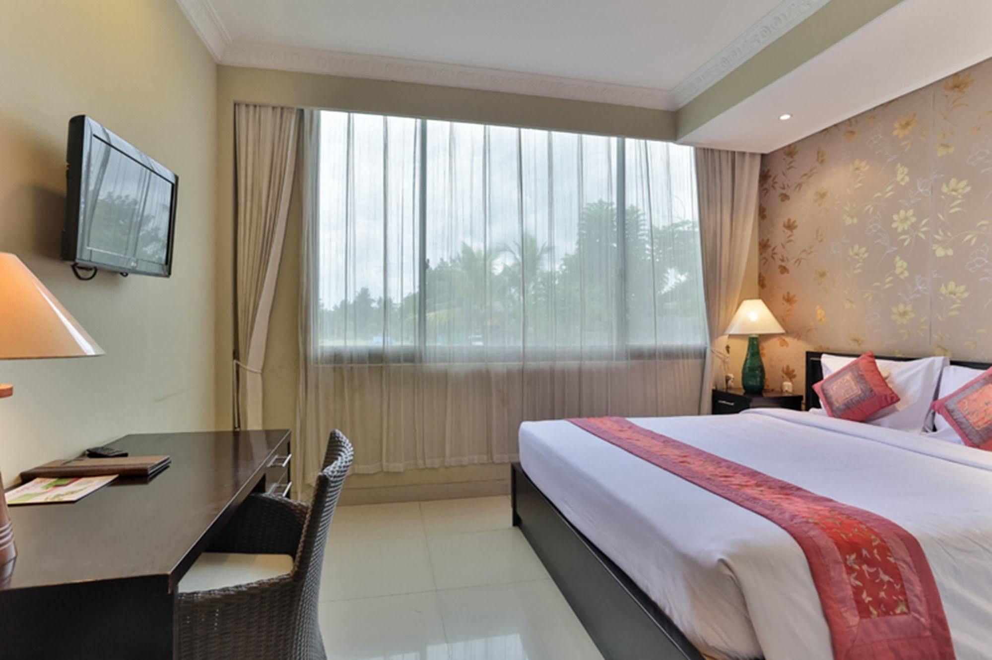 Hostel Puri Garden Hotel&hostel