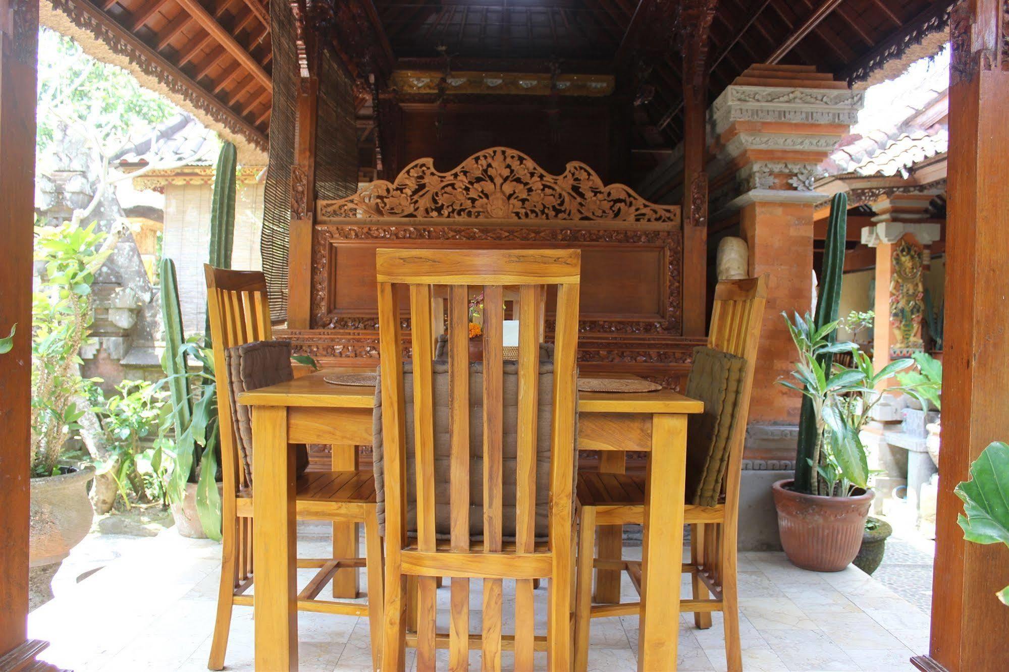 Gusti's Garden 2 Guest house 3*