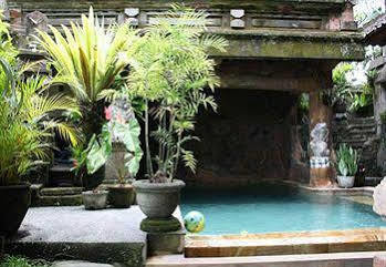 Guest house Gusti's Garden 2 3*