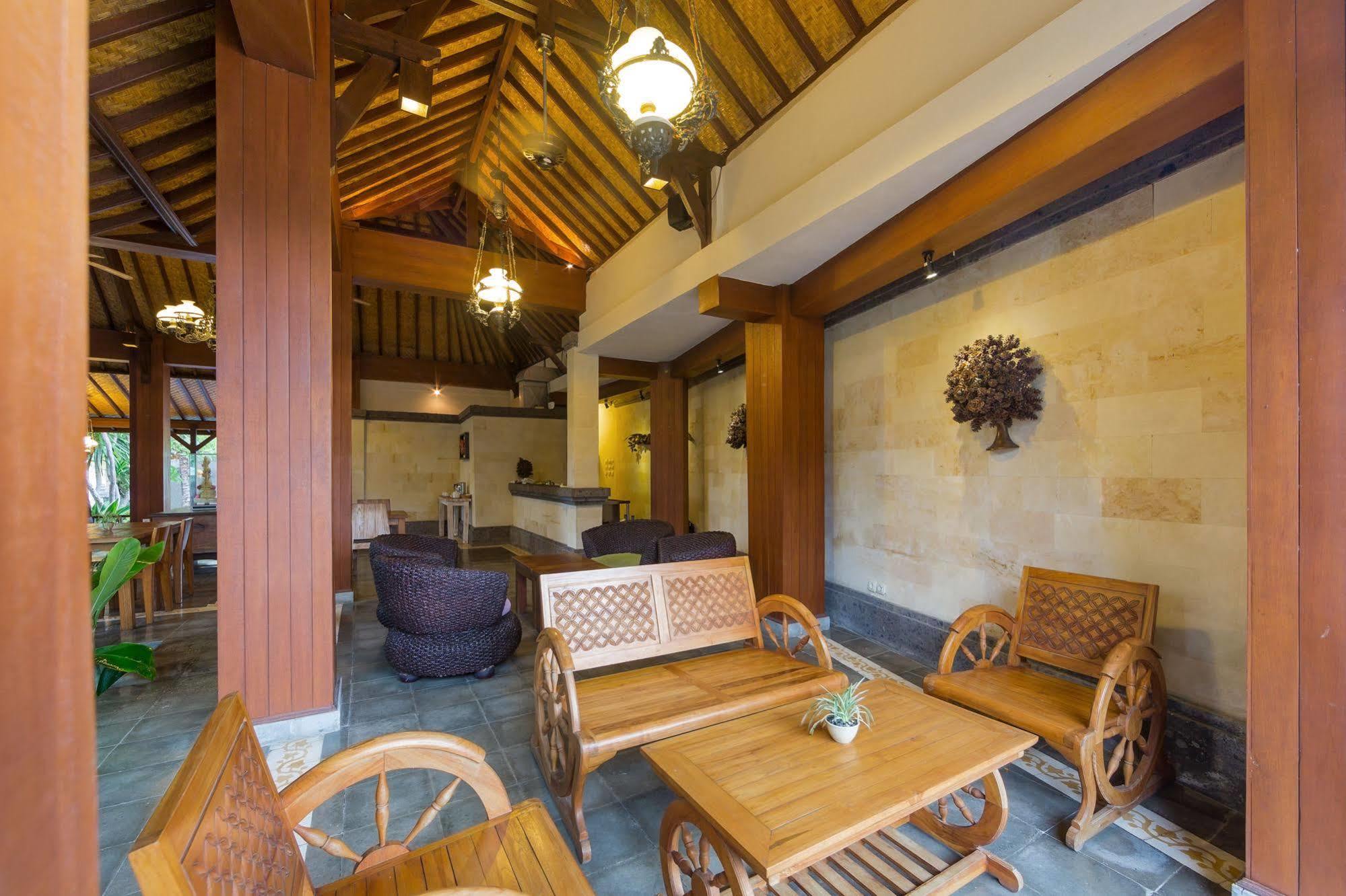 Hotel Inata Monkey Forest