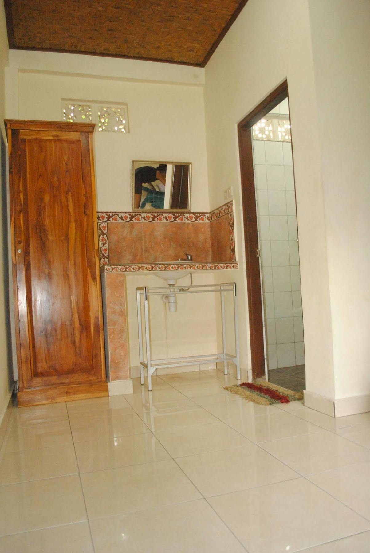 Jangkrik Homestay *