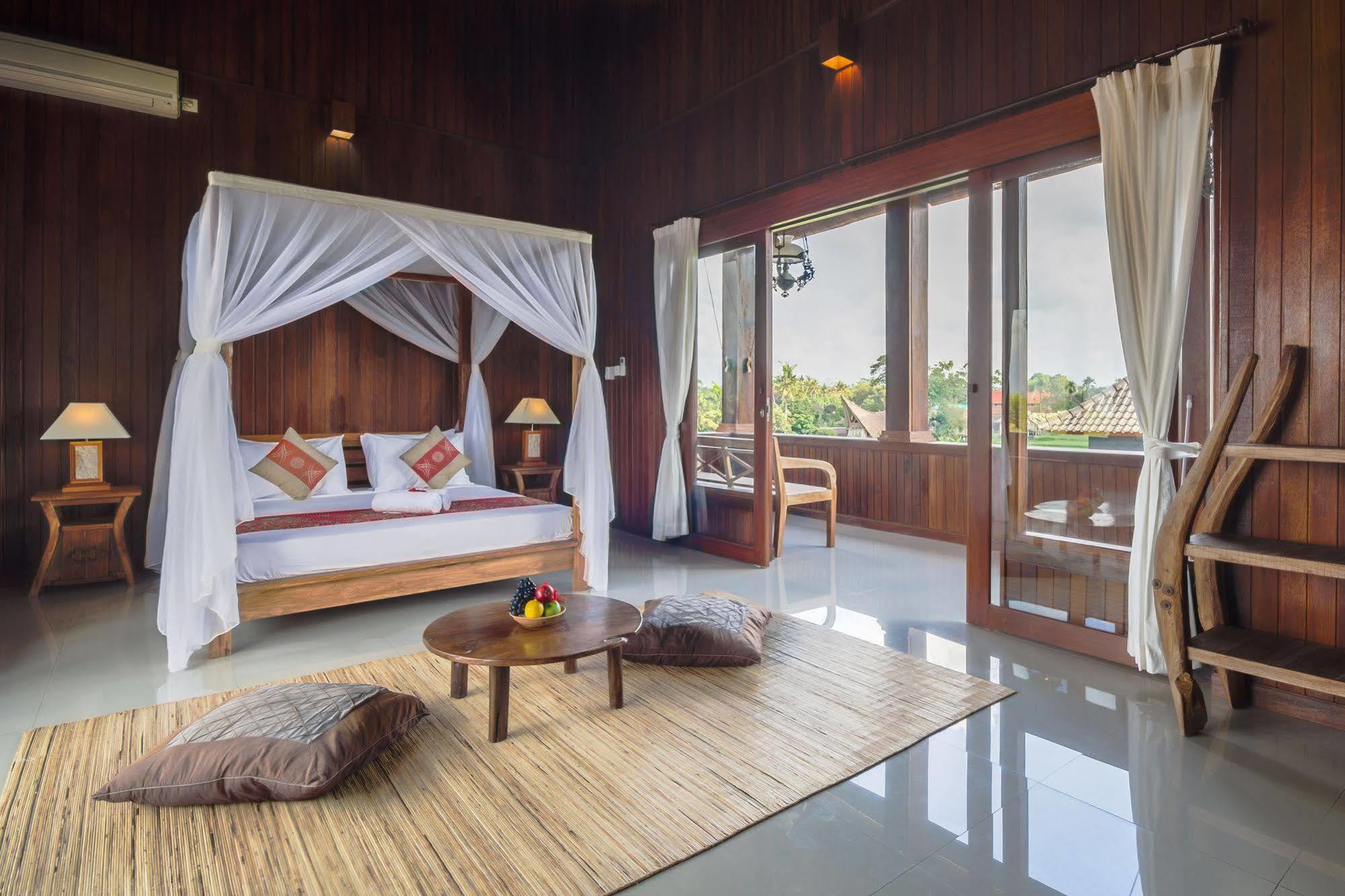 Holiday park Loka Pala 3*