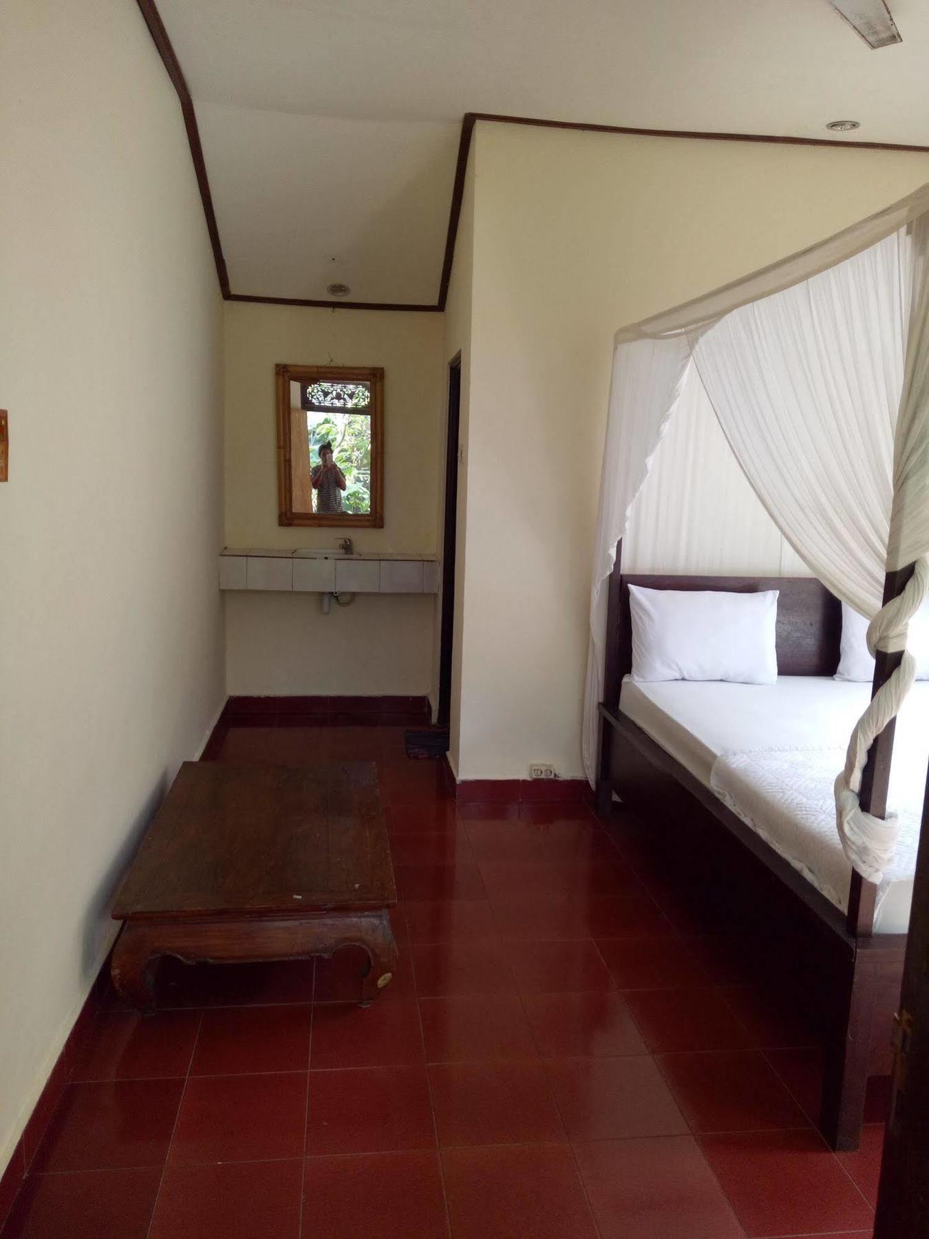 Hotel Nyoman Warta Accommodation