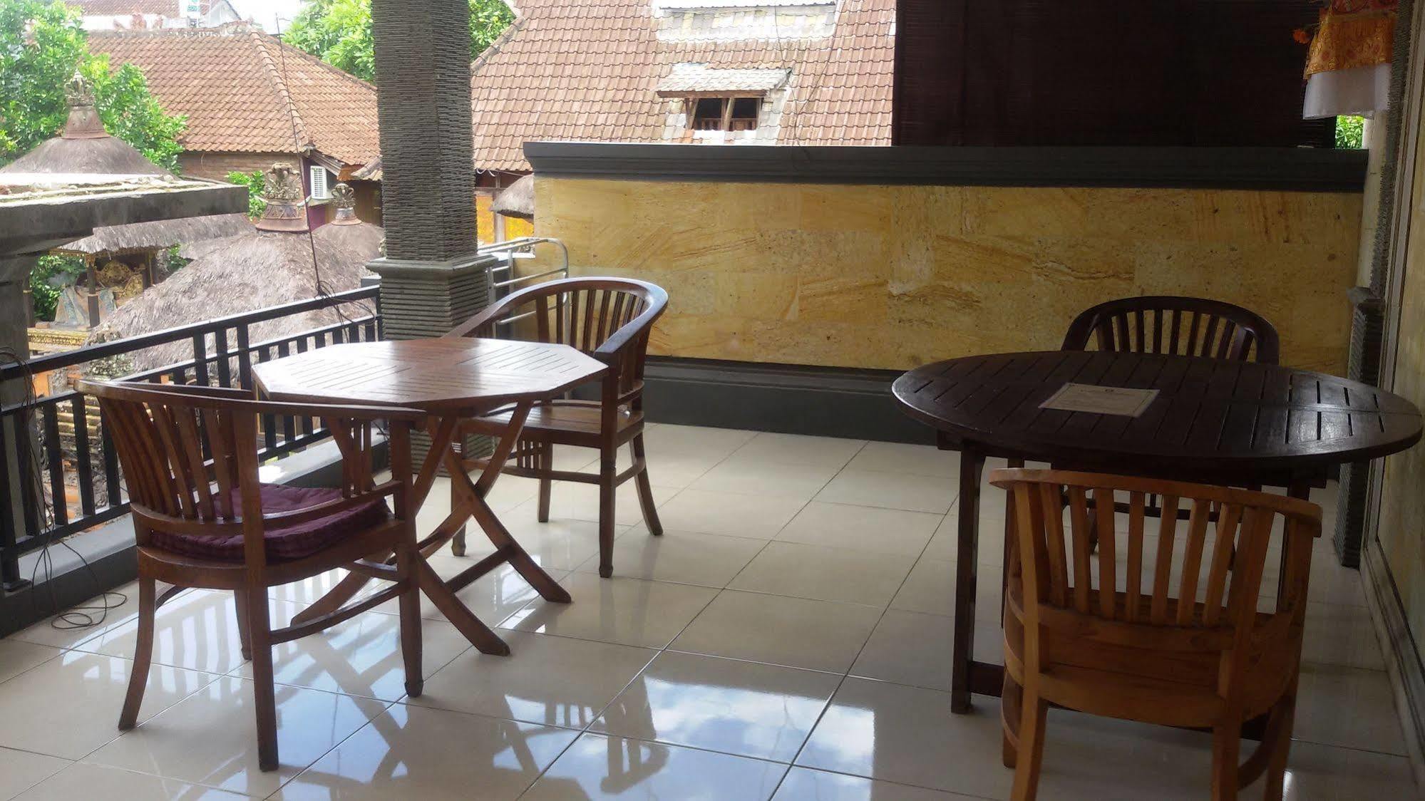 Nyoman Warta Accommodation Hotel *