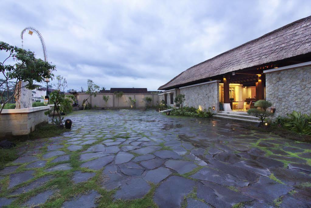 Radha Phala & Resort 4*