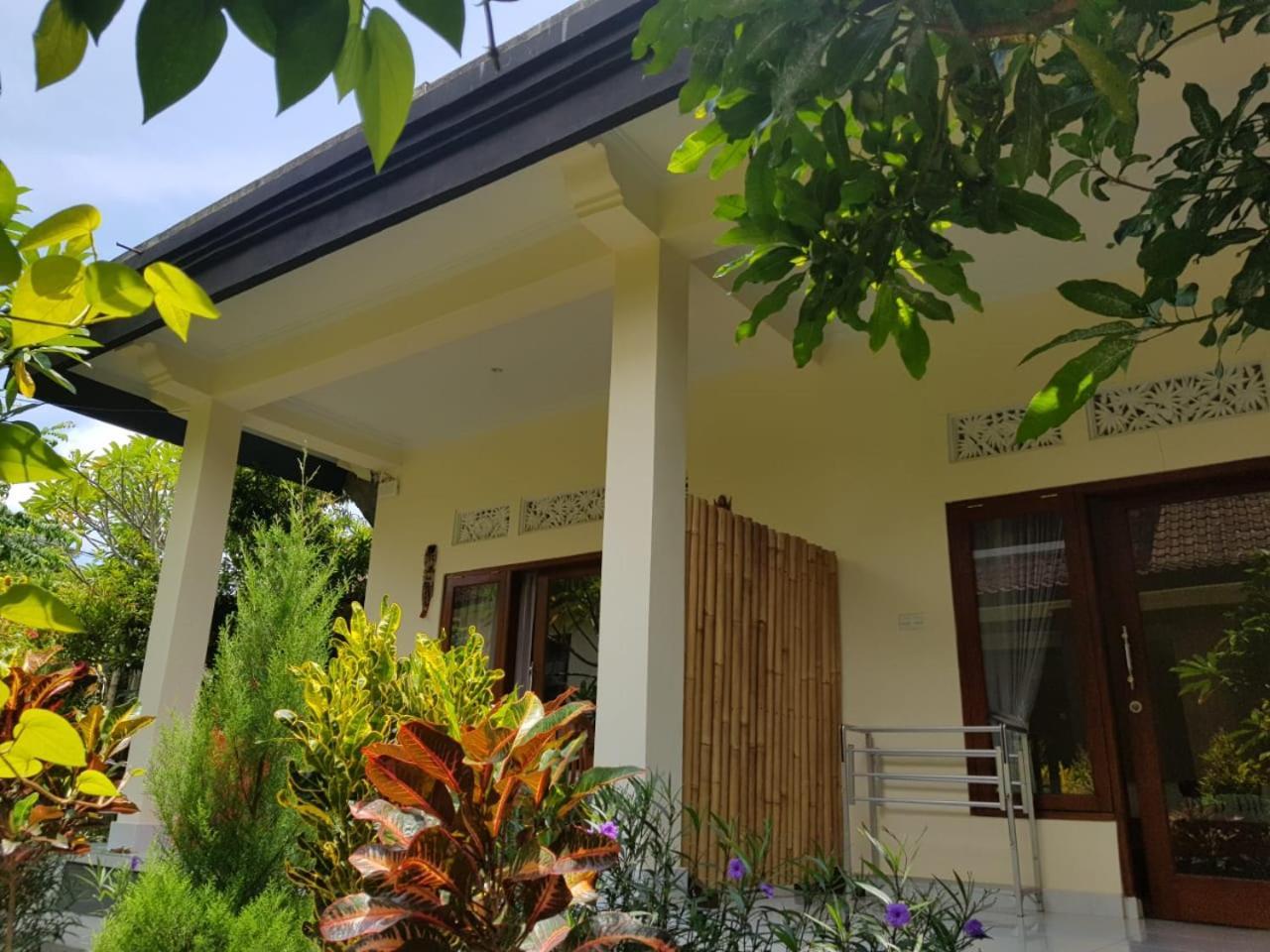Guest house Pondok Gusti Homestay Redpartner *
