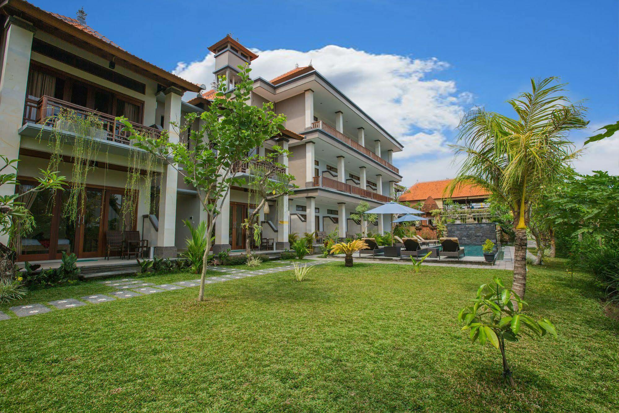 Hotel Kiskenda & Restaurant 3*