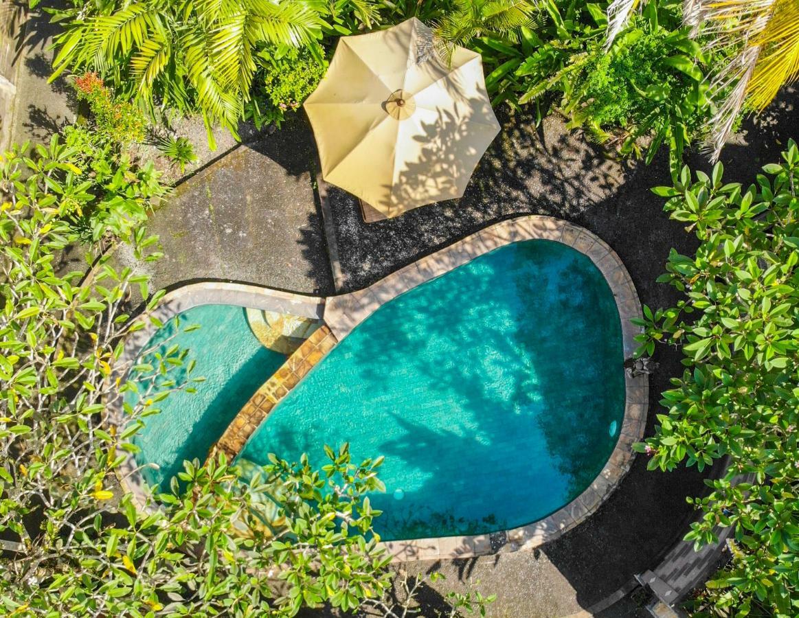 Sari Bamboo Villa *