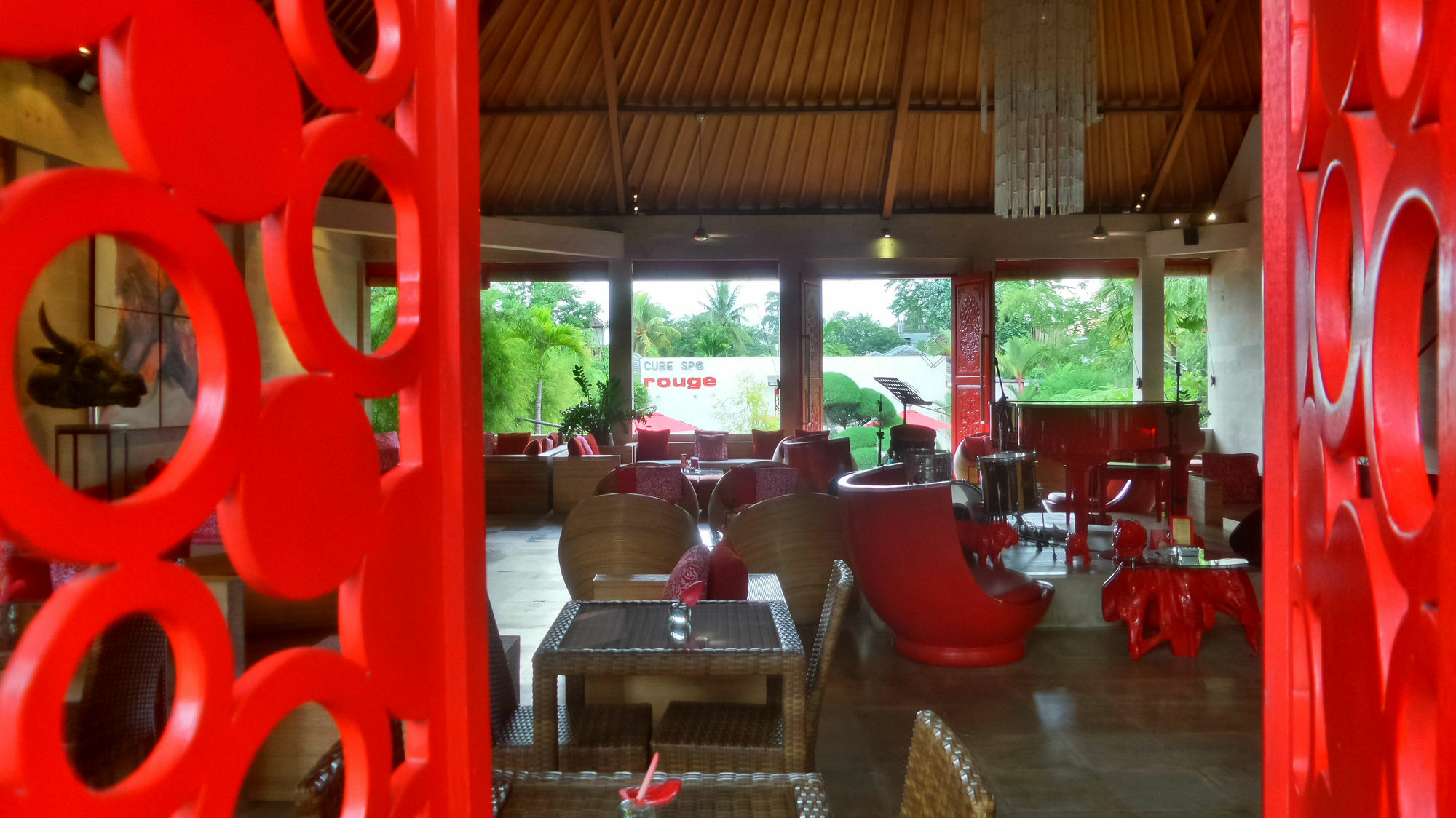 Rouge - Resort