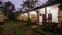 Sayan Kubu Hotel 3*