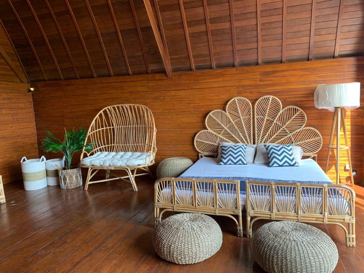 Kanaya Bungalow *
