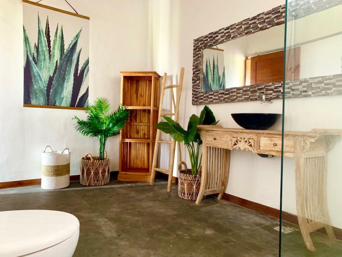 Kanaya Bungalow *