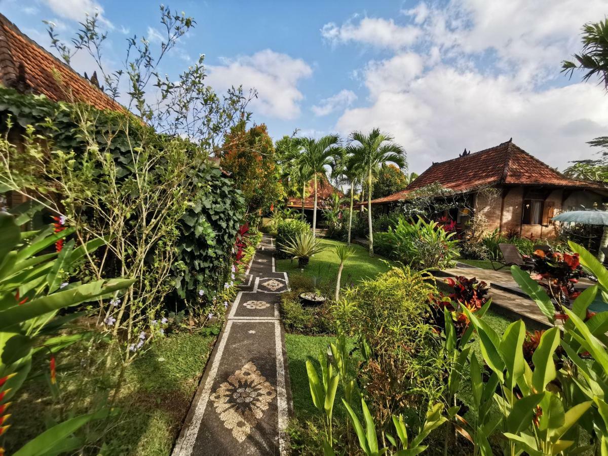 Rumah Sungai Bed & Breakfast 3*