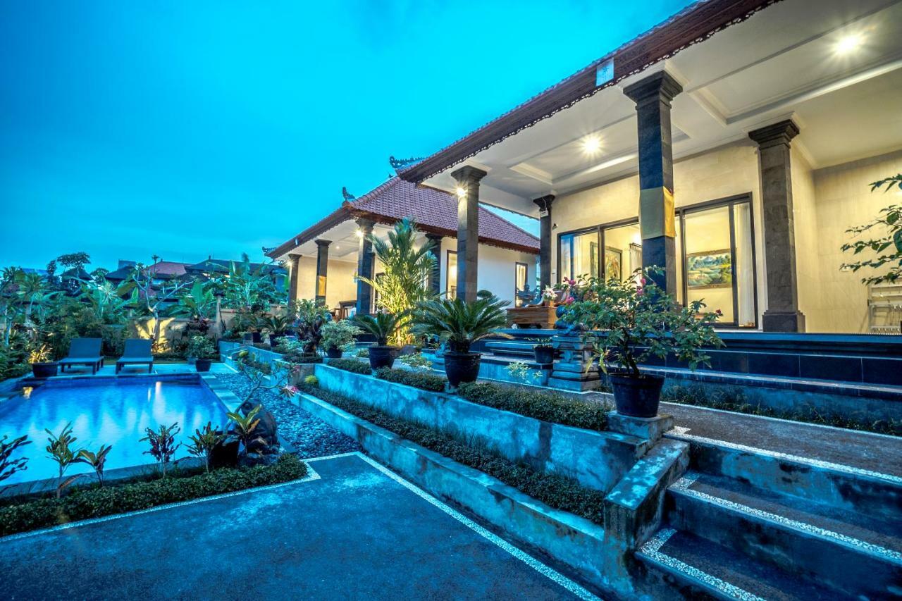 Putri Sari Holiday park *