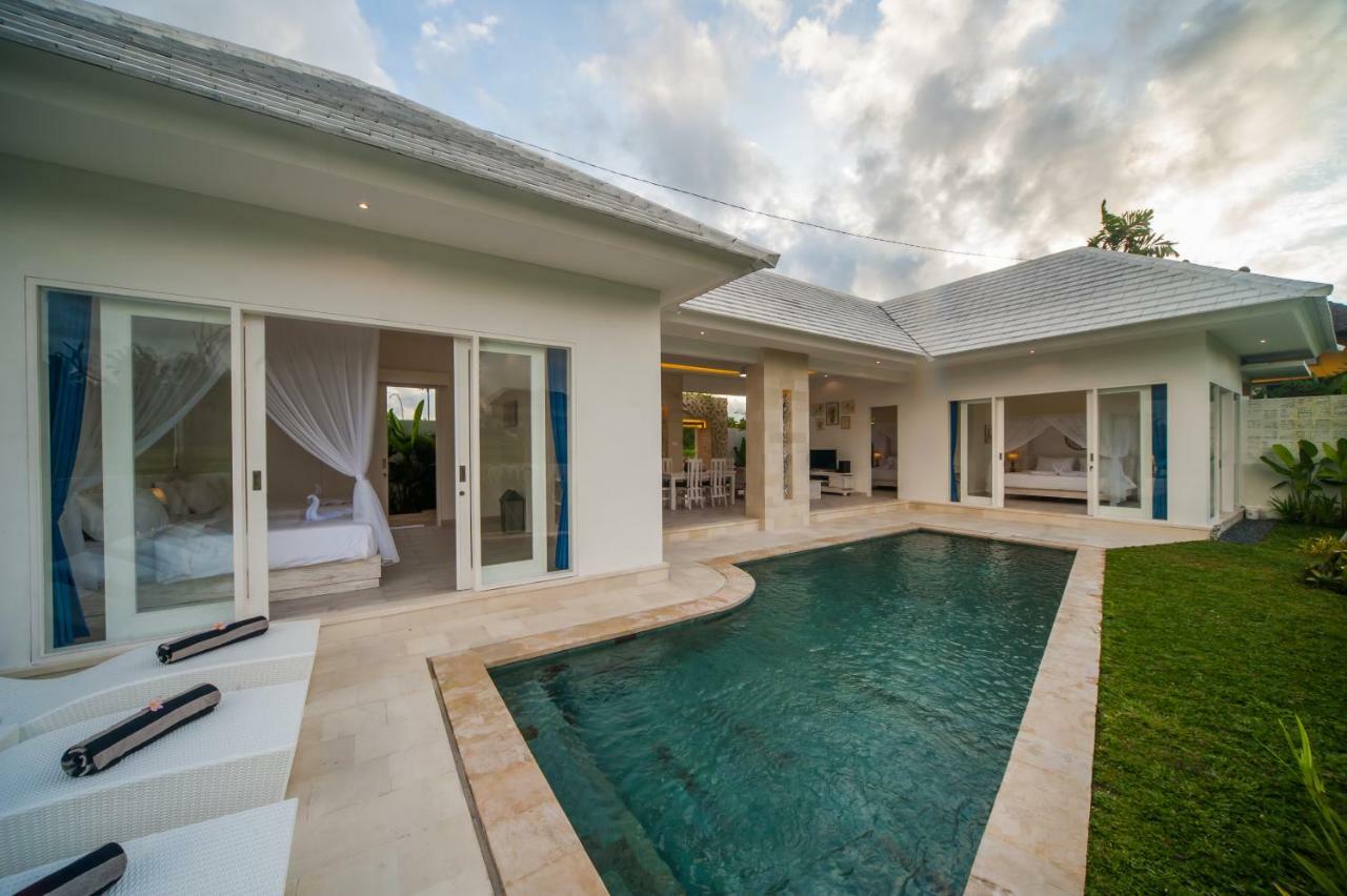 Villa Tirta Padi 3, *