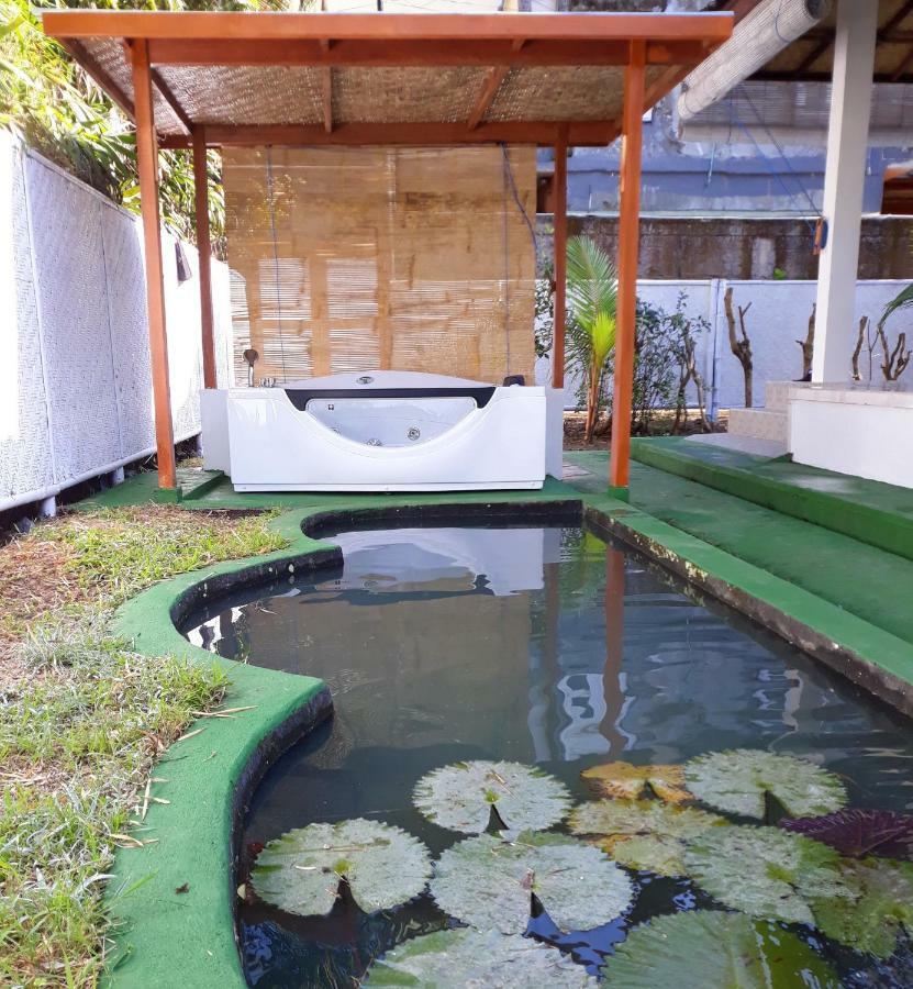 White Creative Campuhan Villa