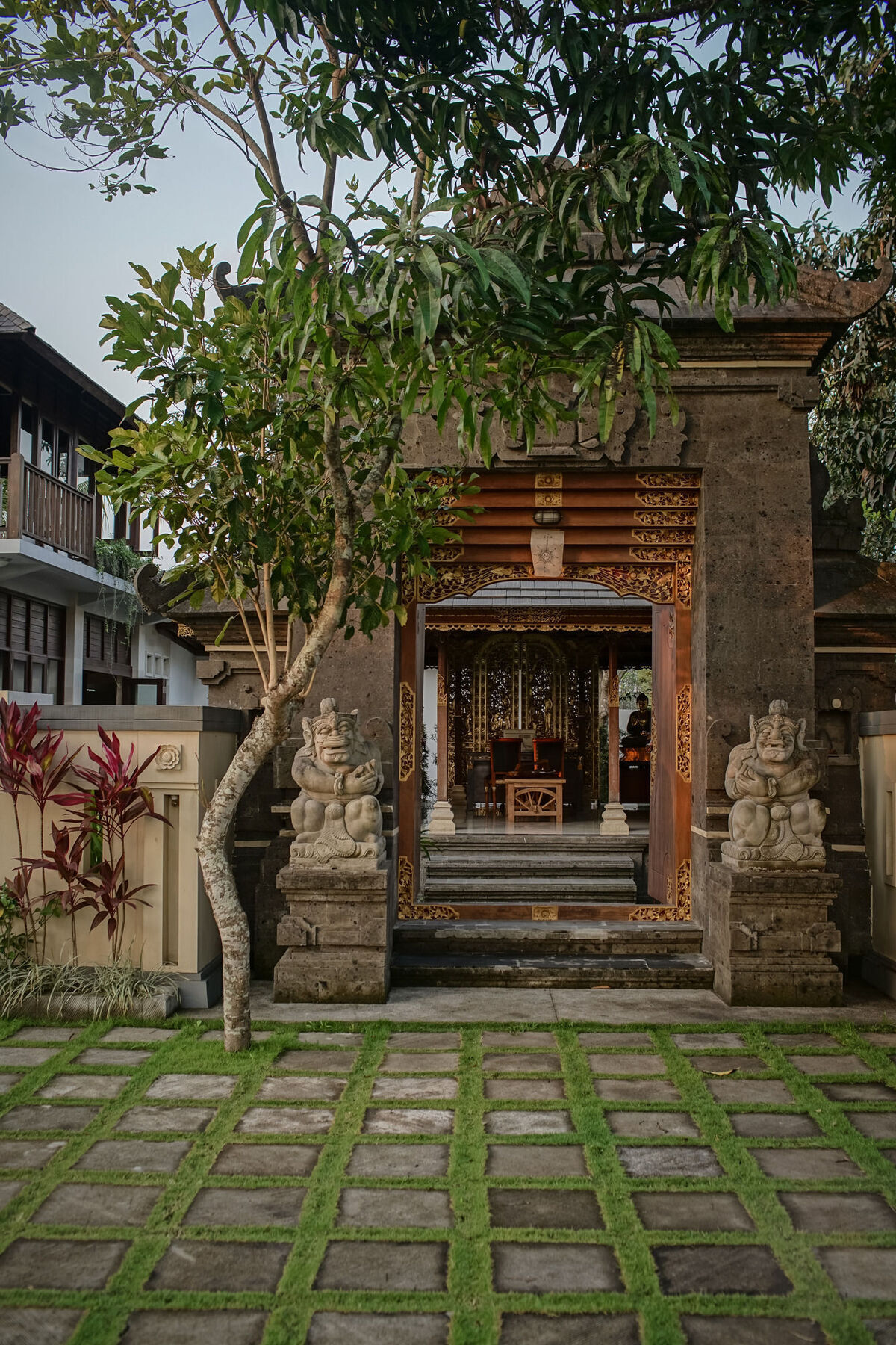 Annapurna River View Hotel