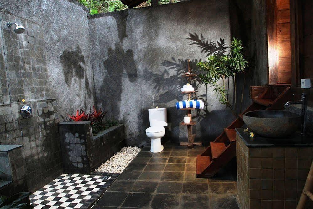 Guest house Jungle Holy Water