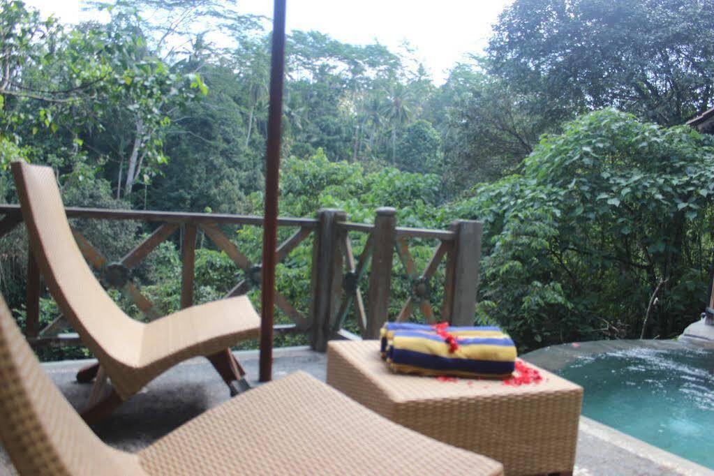 Villa Awang Awang *