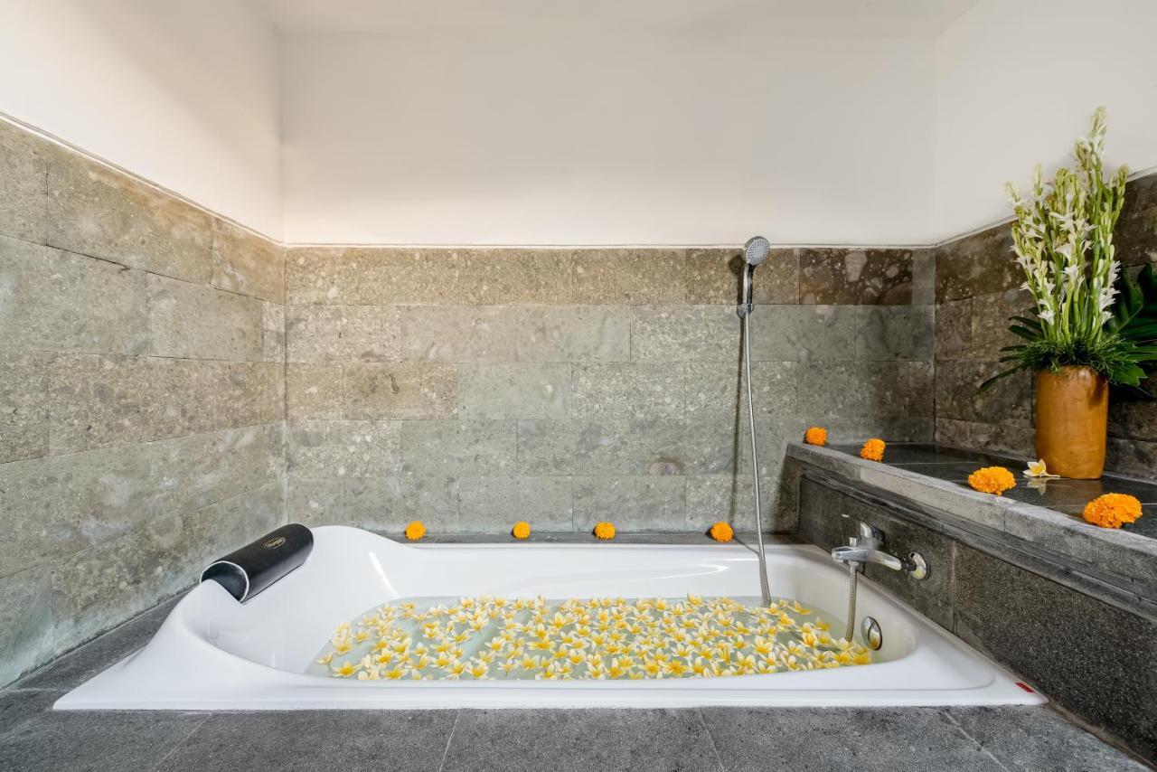 Santosha & 3* Ubud (Bali)