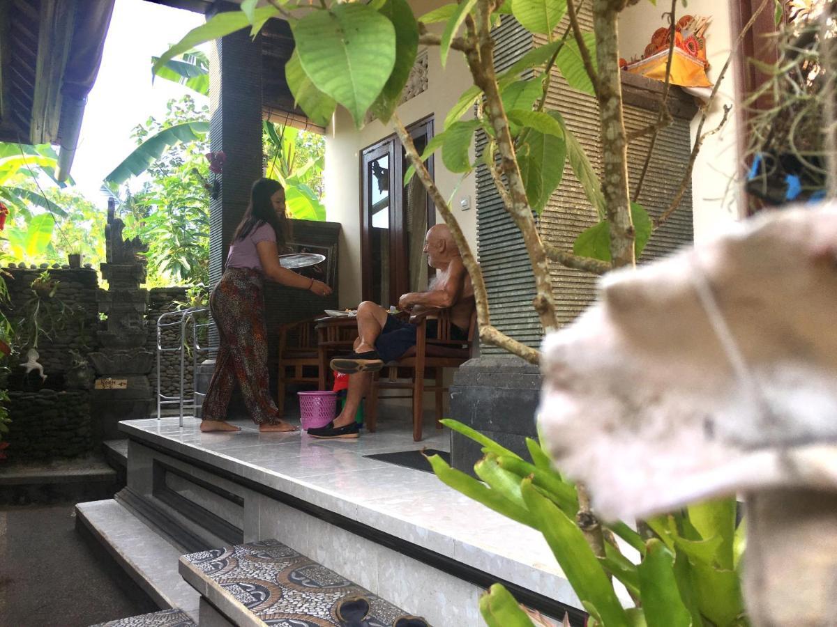 Ayu Ubud (Bali)