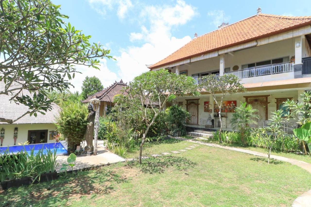 Chez Nyoman 2*