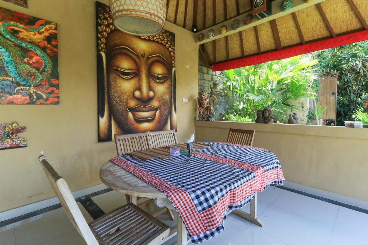 Chez Nyoman 2*