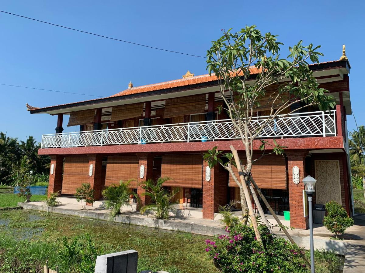 Wisma tamu Soca House