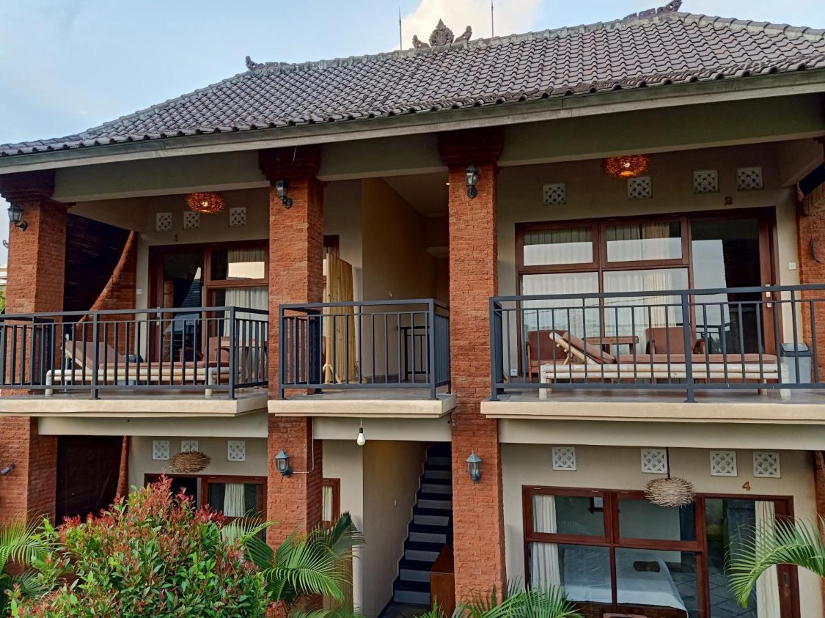 Wayan Garden Rumah tetamu 2*