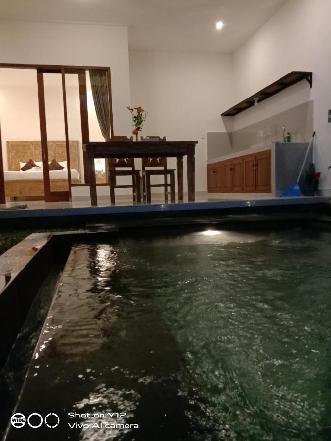 Rona1 Villa *