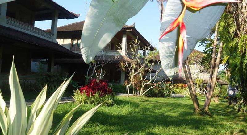 Puri Padi Guest house 3*