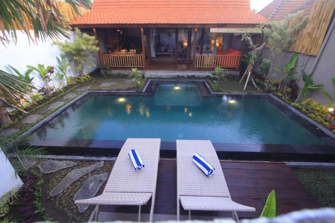 Rumah Lumbung The Wooden House *