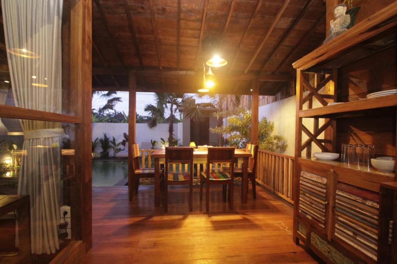 Rumah Lumbung The Wooden House *