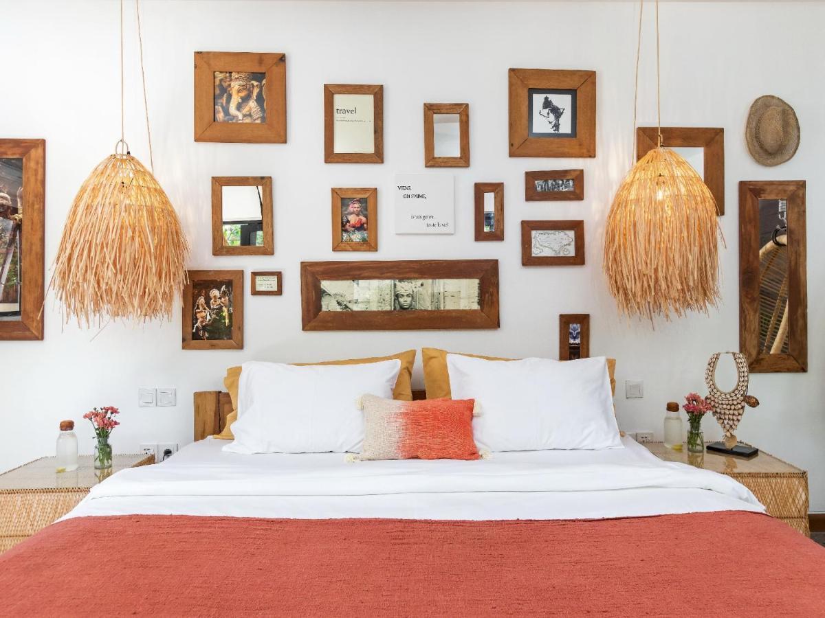 Lora By Finder Villa