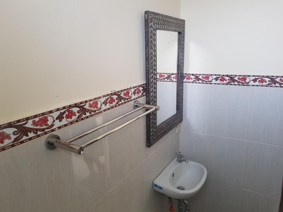 Pondok Gusti Homestay Redpartner *