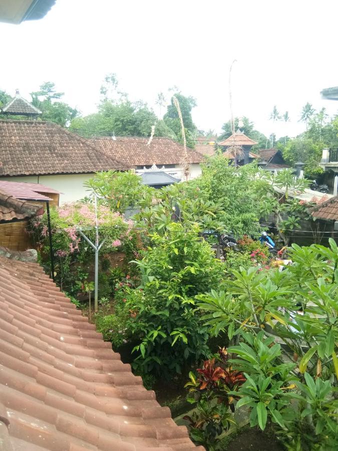 Pondok Gusti Homestay Redpartner Guest house