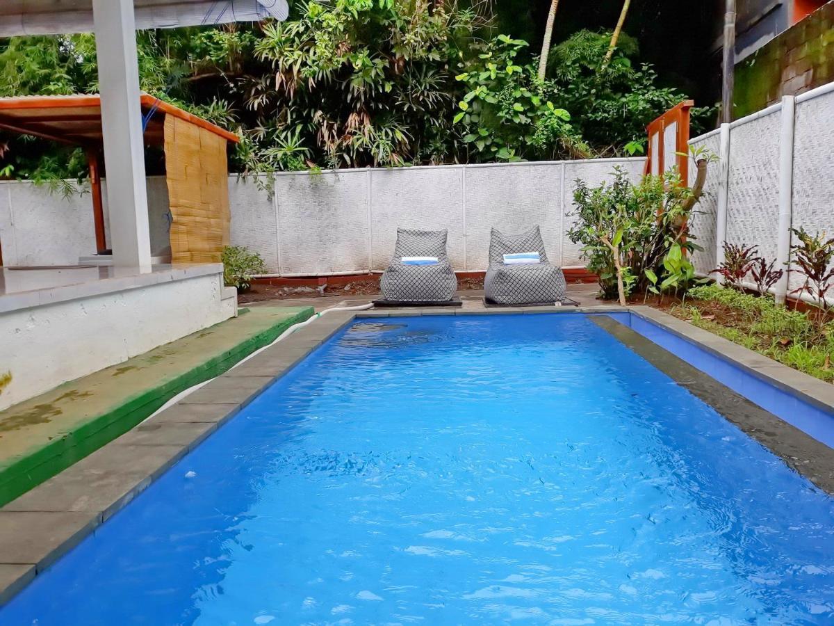 White Creative Campuhan Villa Ubud (Bali)