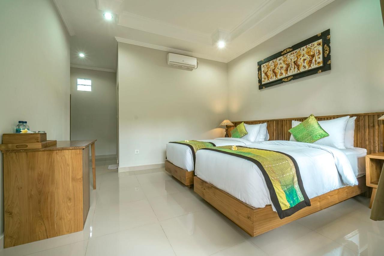 Esty House Rumah tetamu