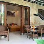 Donald Home Stay