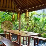 Villa Mahadevi Jungle Retreat Joglo 2