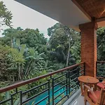 Aji Lodge Bungalow