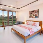 Green Villa A, Brand New Villa Near Central Ubud.