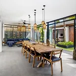 Villa Jacuzzi By Balisuperhost